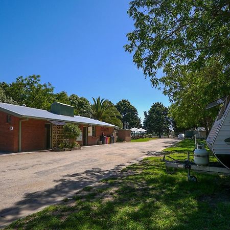 Big4 Wangaratta North Cedars Holiday Park Buitenkant foto